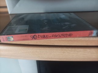 DVD 30 Días de Oscuridad Terror Español
