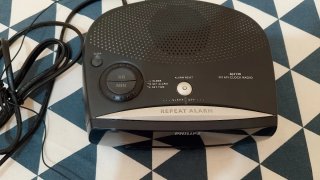 Radio Reloj Philips AJ3120 FM/AM