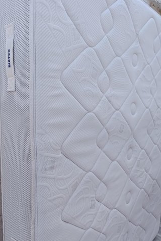 Colchón 150x190 Bultex grueso liquidación Expo