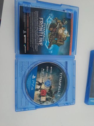 3 Juegos PS4:Uncharted 4,Titanfall 2, Farcry Prima