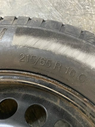 Llanta de hierro Volkswagen 16”
