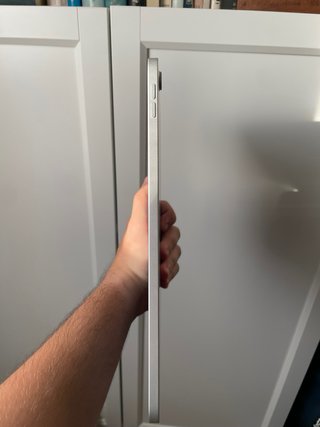 iPad 10ª Gen 64GB Plateado + Accesorios