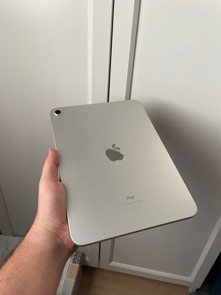 iPad 10ª Gen 64GB Plateado + Accesorios