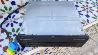Radio VW Original + Cargador CD VW regalo.