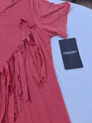 Blusa T XL con etiquetas. Medidas en descripción