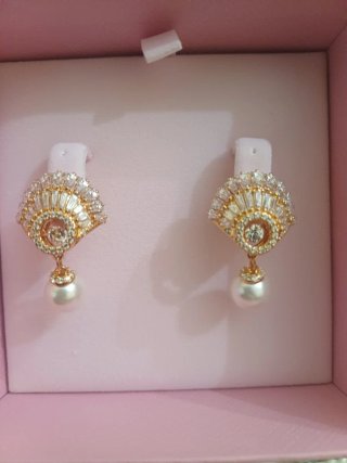 Orecchini Swarovski conchiglia e perla