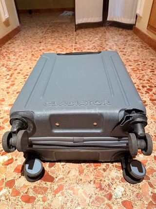 Maleta Gladiator 25L Gris