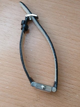 Omega mecánico mujer