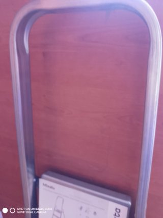 Escalera 3 peldaños plegable