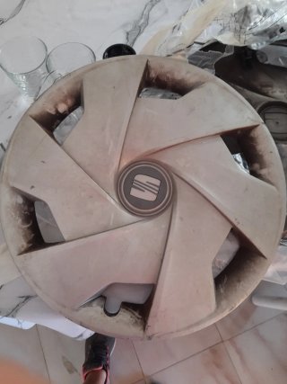 Tapacubos Seat 601 147 G