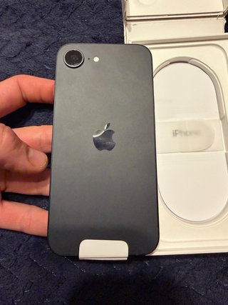 iPhone 16e nuevo