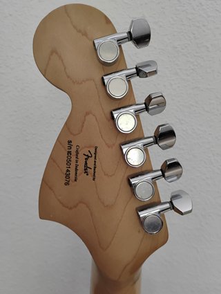 Fender Squier Standard Fat Strat Negra HH