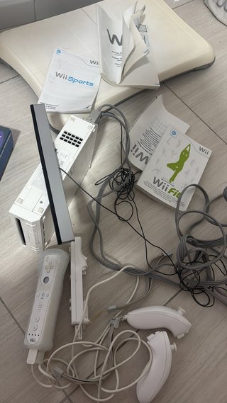 Nintendo Wii + Pedana Wii Fit vendo per inutilizzo