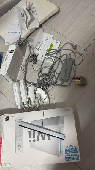 Nintendo Wii + Pedana Wii Fit vendo per inutilizzo