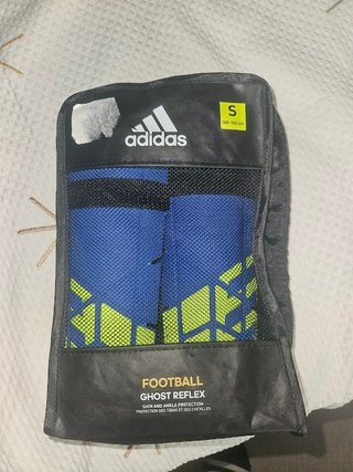 Espinilleras de fútbol Adidas