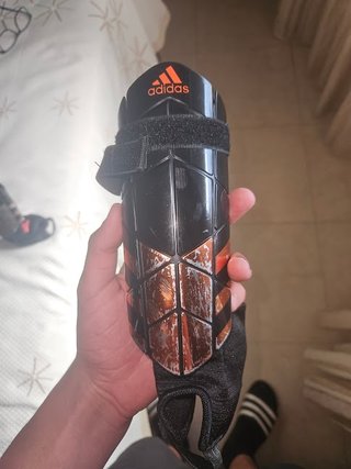Espinilleras de fútbol Adidas