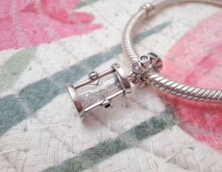 Charm Colgante Reloj de Arena
