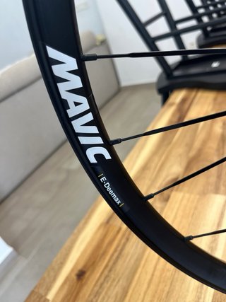 Mavic E-Deemax 35 27.5 trasera boost CL