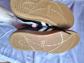 Zapatillas Hummel Negras y Blancas Nuevas