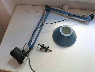 Lámpara flexo articulada azul