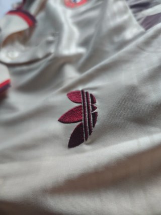 Camiseta Bayern Múnich Adidas Talla M Beige