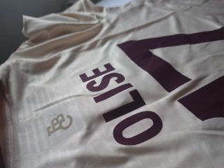 Camiseta Bayern Múnich Adidas Talla M Beige