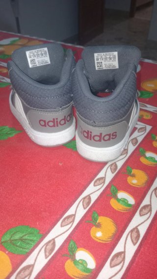 Scarpe bimbo numero 22