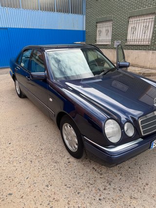 Mercedes-Benz Clase E 1999