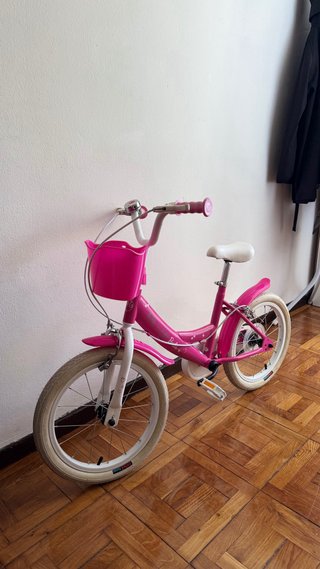 Bicicleta Barbie 14” rosa con cesta