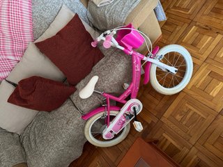 Bicicleta Barbie 14” rosa con cesta