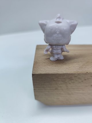 Figura Demogorgon Huevo Kinder Joy