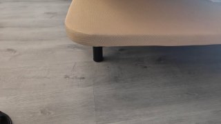 Base de cama de madera y tacos metálicos removible
