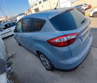 Ford C-MAX 2011 (2 inyectores para reparar)