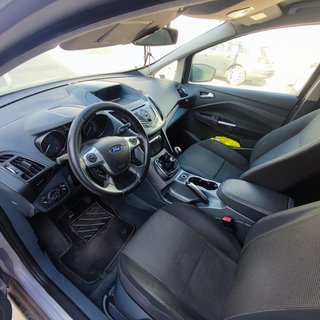 Ford C-MAX 2011 (2 inyectores para reparar)