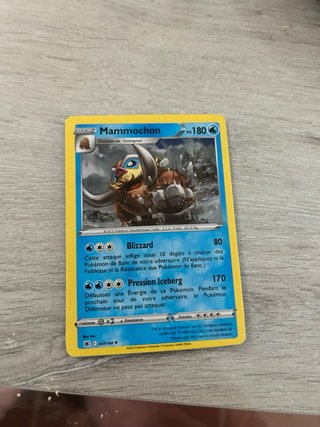 Carta Pokémon Typhlosion de Hisui V
