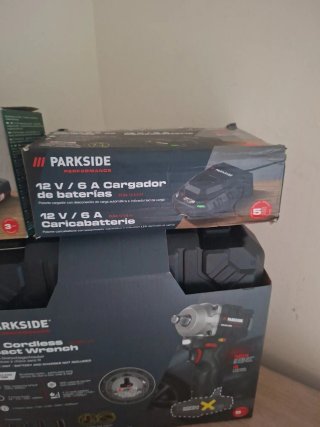 Llave de impacto Parkside 12V Performance 350Nm