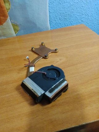 Ventilador disipador Lenovo portátil