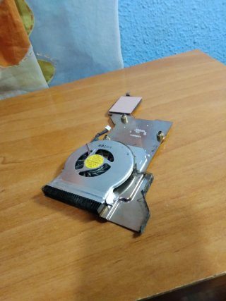 Ventilador disipador Lenovo portátil