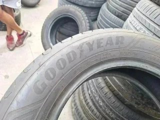 215 60 R17 96V Goodyear - 1 neumático +95%