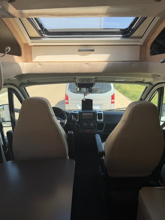 CITROEN  GIOTTELINE 390  2021