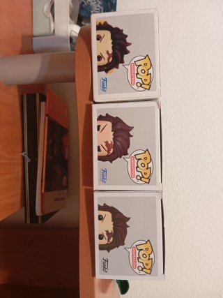 Lote 3 Funko Pop! Tanjiro Kamado Demon Slayer