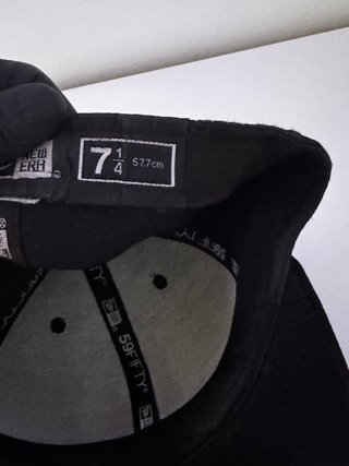 Gorra NY New Era Negra Talla 7 1/4  57.7 cm