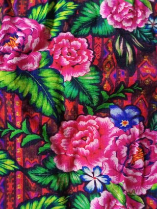 Top Camaleónica floral XL nuevo