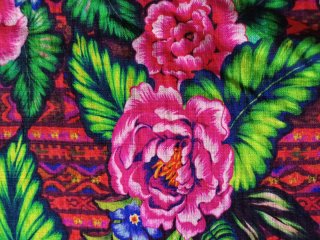 Top Camaleónica floral XL nuevo
