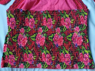 Top Camaleónica floral XL nuevo