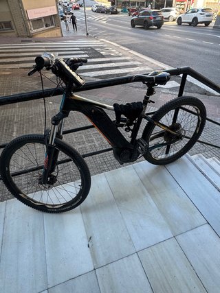 Bicicleta Eléctrica Giant