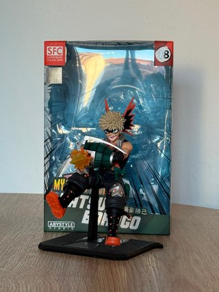 Figura Bakugo SFC 18