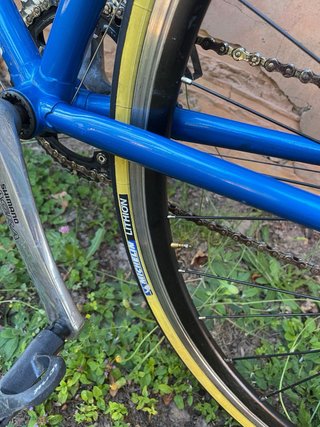Bicicleta Urbana Zeus Amarilla y Azul