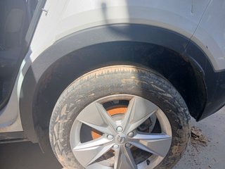 PASO RUEDA TRASERO IZQUIERDO Volvo XC40 (2017->)