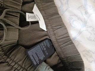 Pantalón lino Zara caqui